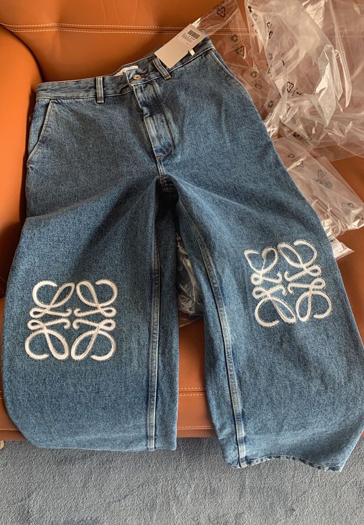 Birch Anagram Appliquéd Jeans